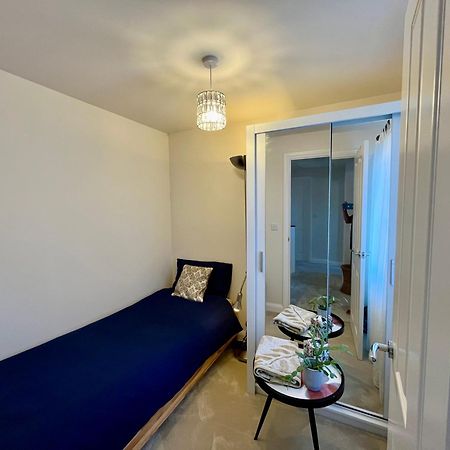 Single Room In Норуич Екстериор снимка