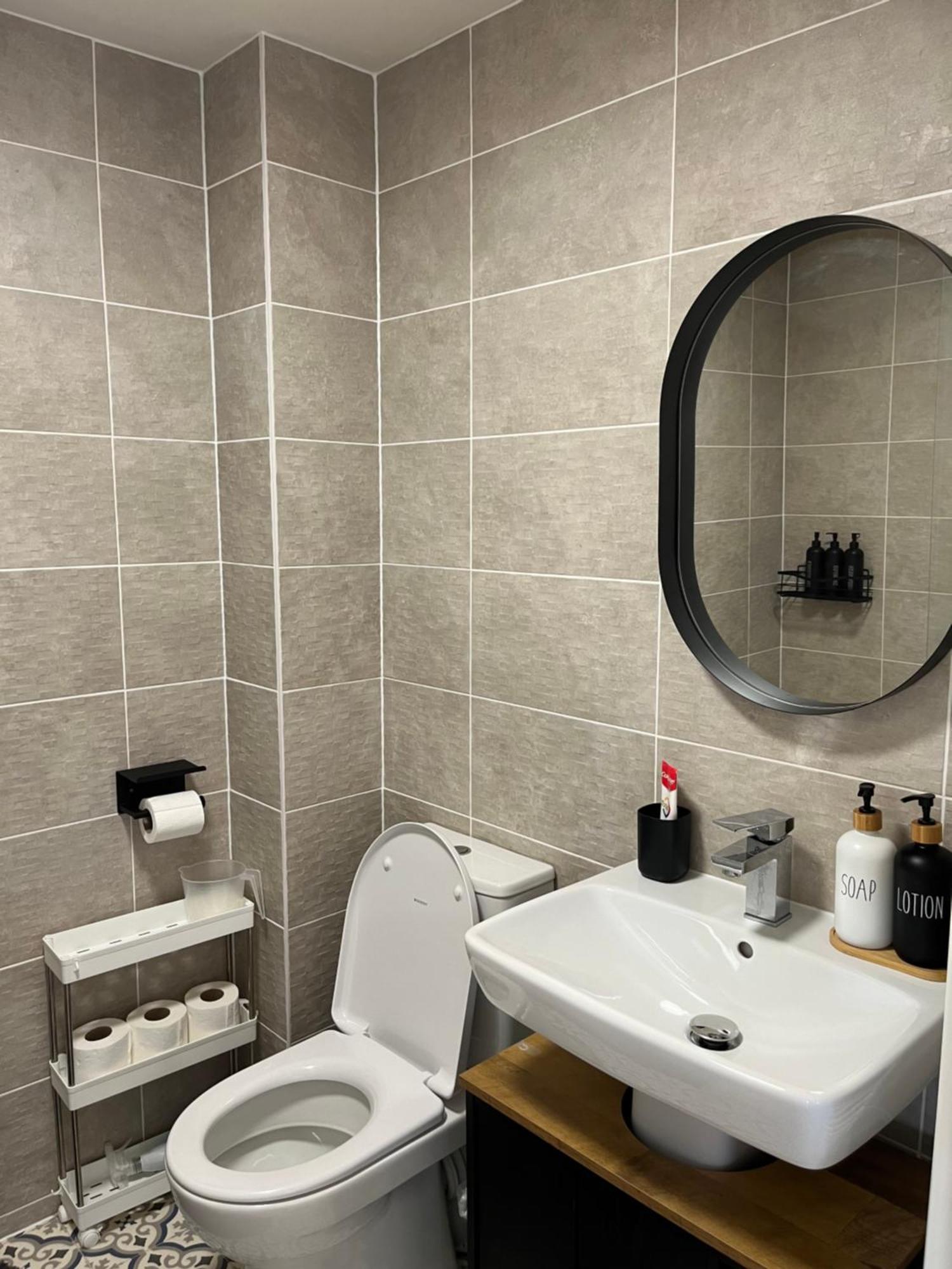Single Room In Норуич Екстериор снимка