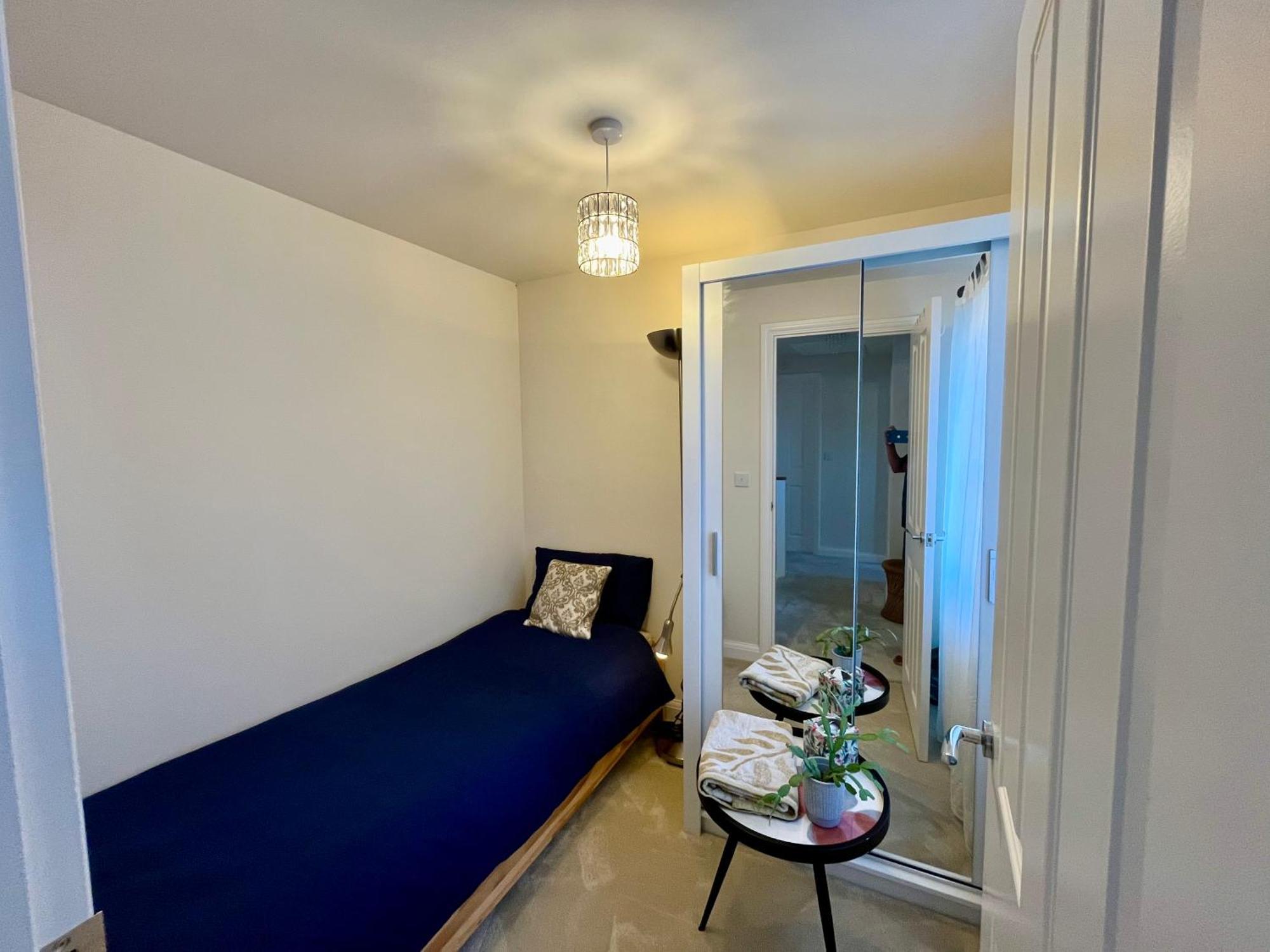 Single Room In Норуич Екстериор снимка